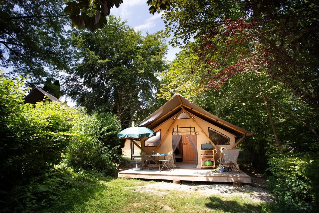 Huttopia Lac D'Aiguebelette Saint-Alban-de-Montbel Bagian luar foto